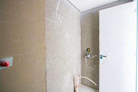 Apartamento à venda com 94m², 2 quartos e 2 vagasBanheiro do quarto 1