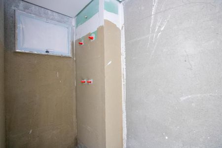 Apartamento à venda com 94m², 2 quartos e 2 vagasBanheiro do quarto 1