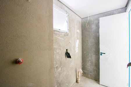 Apartamento à venda com 94m², 2 quartos e 2 vagasBanheiro do quarto 2