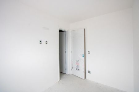 Apartamento à venda com 94m², 2 quartos e 2 vagasQuarto 1 - Suíte