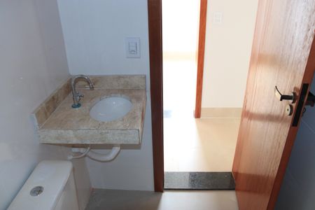 Apartamento para alugar com 55m², 2 quartos e 1 vagaBanheiro