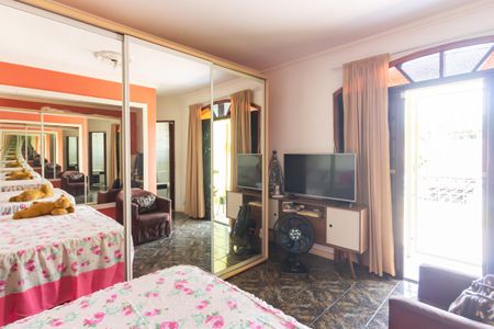 Casa à venda com 187m², 3 quartos e 2 vagas Casa à venda com 187m², 3 quartos e 2 vagasQuarto 3