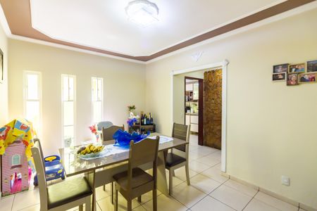Sala de Jantar de casa à venda com 3 quartos, 187m² em Quitaúna, Osasco