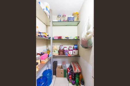 Casa à venda com 187m², 3 quartos e 2 vagas Casa à venda com 187m², 3 quartos e 2 vagasDespensa