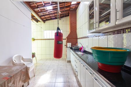 Casa à venda com 187m², 3 quartos e 2 vagas Casa à venda com 187m², 3 quartos e 2 vagasÁrea Gourmet