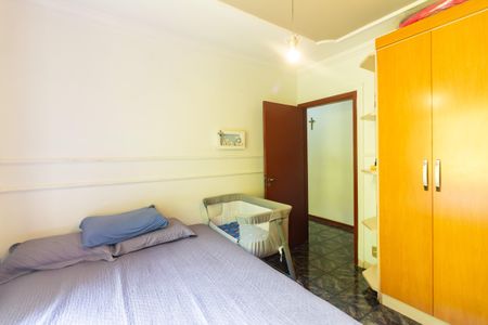 Casa à venda com 187m², 3 quartos e 2 vagas Casa à venda com 187m², 3 quartos e 2 vagasQuarto 2