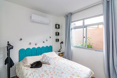 Apartamento à venda com 82m², 2 quartos e 2 vagasSuíte