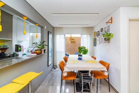 Apartamento à venda com 82m², 2 quartos e 2 vagasSala