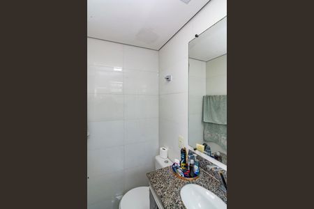 Apartamento à venda com 82m², 2 quartos e 2 vagasBanheiro da Suíte