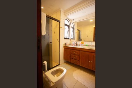 Apartamento à venda com 114m², 3 quartos e 2 vagasBANHEIRO