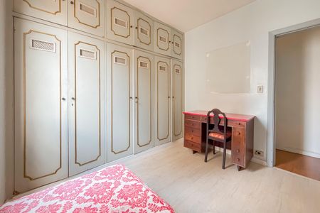 Apartamento à venda com 80m², 2 quartos e 1 vagaQuarto 2