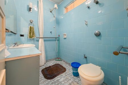 Apartamento à venda com 80m², 2 quartos e 1 vagaBanheiro Social