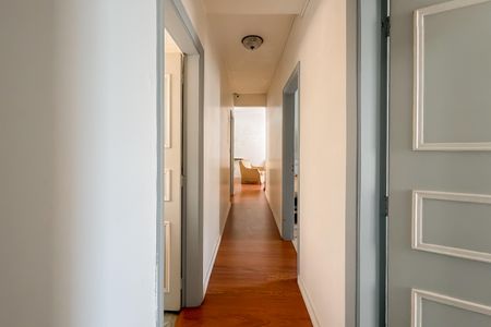 Corredor de apartamento à venda com 2 quartos, 80m² em Liberdade, São Paulo