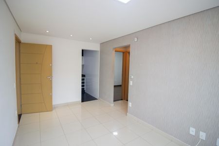 Sala de apartamento à venda com 2 quartos, 58m² em Cabral, Contagem