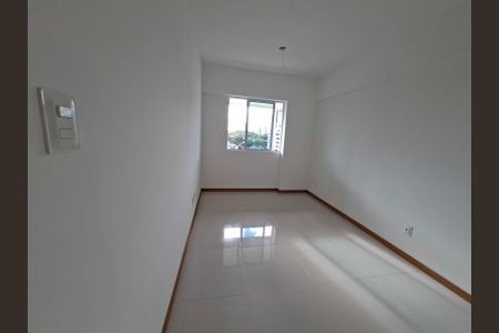 Apartamento para alugar com 3 quartos, 100m² em Jardim Armação, Salvador
