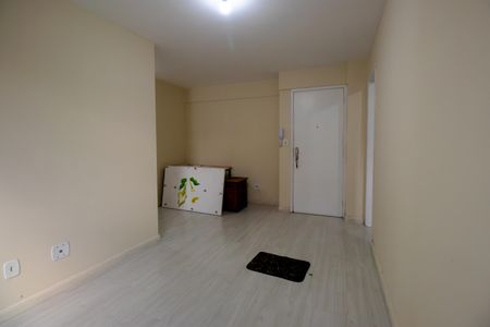 Apartamento para alugar com 2 quartos, 55m² em Olaria, Rio de Janeiro