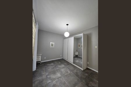 Casa para alugar com 235m², 3 quartos e 3 vagas