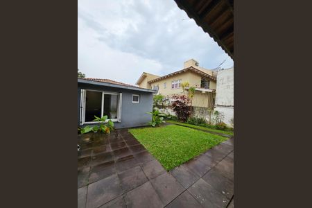 Casa para alugar com 235m², 3 quartos e 3 vagas