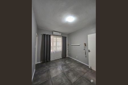 Casa para alugar com 235m², 3 quartos e 3 vagas
