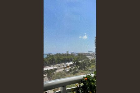 Apartamento à venda com 81m², 2 quartos e 1 vagaÁrea externa