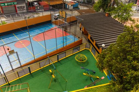 Apartamento à venda com 55m², 2 quartos e 1 vaga Apartamento à venda com 55m², 2 quartos e 1 vagaVista da Sacada