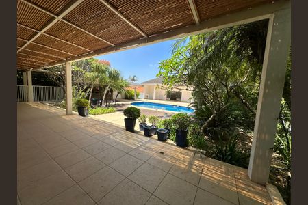 Casa à venda com 1000m², 5 quartos e 7 vagasVaranda