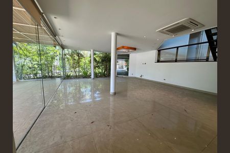 Casa à venda com 1000m², 5 quartos e 7 vagasSala de Jantar