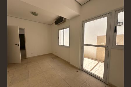 Casa à venda com 1000m², 5 quartos e 7 vagasÁrea de Serviço