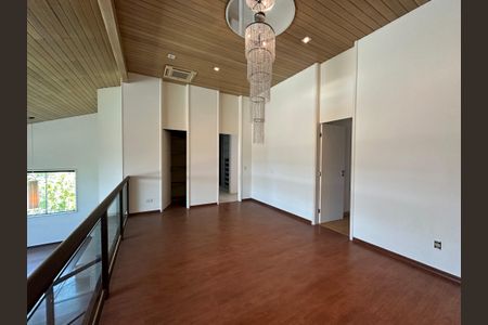 Casa à venda com 1000m², 5 quartos e 7 vagasSala 1