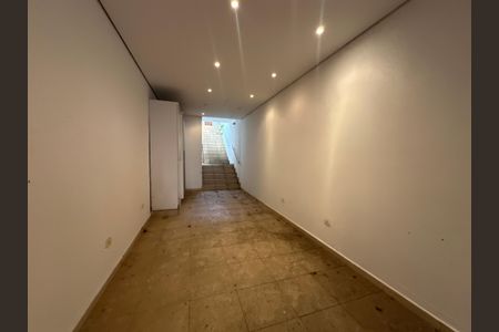 Casa à venda com 1000m², 5 quartos e 7 vagasCorredor