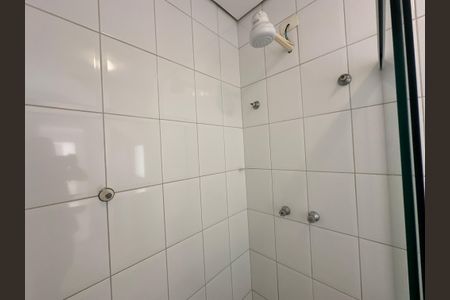 Casa à venda com 1000m², 5 quartos e 7 vagasBanheiro de serviço