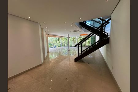 Casa à venda com 1000m², 5 quartos e 7 vagasSala de Jantar