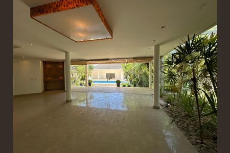 Casa à venda com 1000m², 5 quartos e 7 vagasSala de Jantar