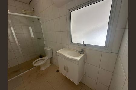 Casa à venda com 1000m², 5 quartos e 7 vagasBanheiro de serviço