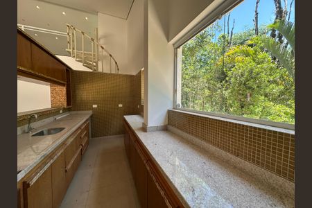 Casa à venda com 1000m², 5 quartos e 7 vagasCozinha 2