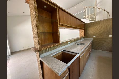 Casa à venda com 1000m², 5 quartos e 7 vagasCozinha 2