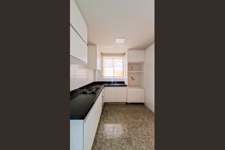 Apartamento para alugar com 110m², 3 quartos e 2 vagasCozinha