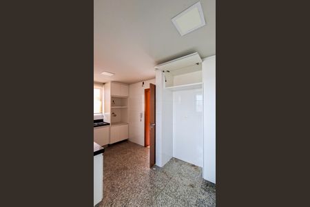 Apartamento para alugar com 110m², 3 quartos e 2 vagasÁrea de Serviço