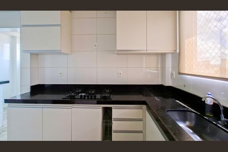 Apartamento para alugar com 110m², 3 quartos e 2 vagasCozinha