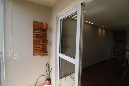 Varanda da Sala de apartamento para alugar com 2 quartos, 47m² em Parque São Lourenço, São Paulo