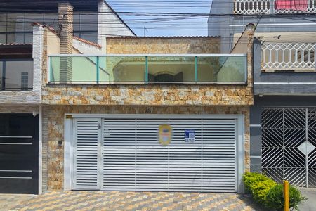 Casa à venda com 170m², 3 quartos e 2 vagasFachada