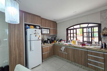 Casa à venda com 170m², 3 quartos e 2 vagasCozinha