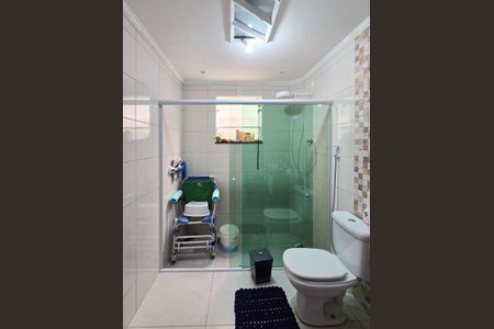 Casa à venda com 170m², 3 quartos e 2 vagasBanheiro 1