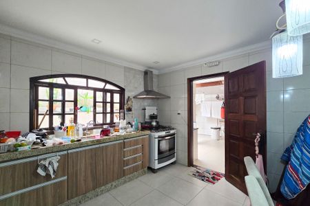 Casa à venda com 170m², 3 quartos e 2 vagasCozinha