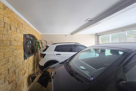 Casa à venda com 170m², 3 quartos e 2 vagasGaragem