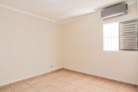 Casa à venda com 2 quartos, 145m² em Vila Roque, São Paulo