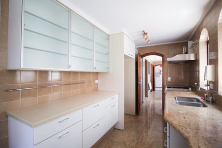 Apartamento para alugar com 180m², 3 quartos e 2 vagas Apartamento para alugar com 180m², 3 quartos e 2 vagasCozinha