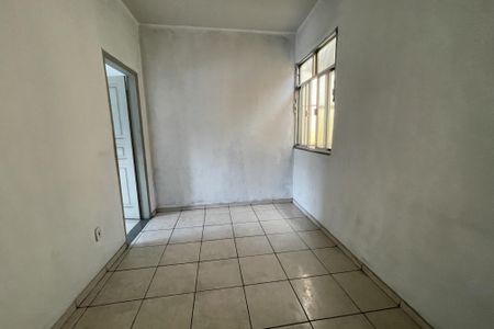 Sala de apartamento para alugar com 1 quarto, 40m² em Parque Pauliceia, Duque de Caxias