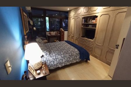 Apartamento à venda com 146m², 3 quartos e 2 vagas