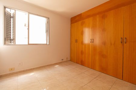 Apartamento à venda com 80m², 2 quartos e sem vaga Apartamento à venda com 80m², 2 quartos e sem vagaSuíte